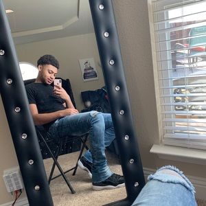 Meet your Posher, Jay